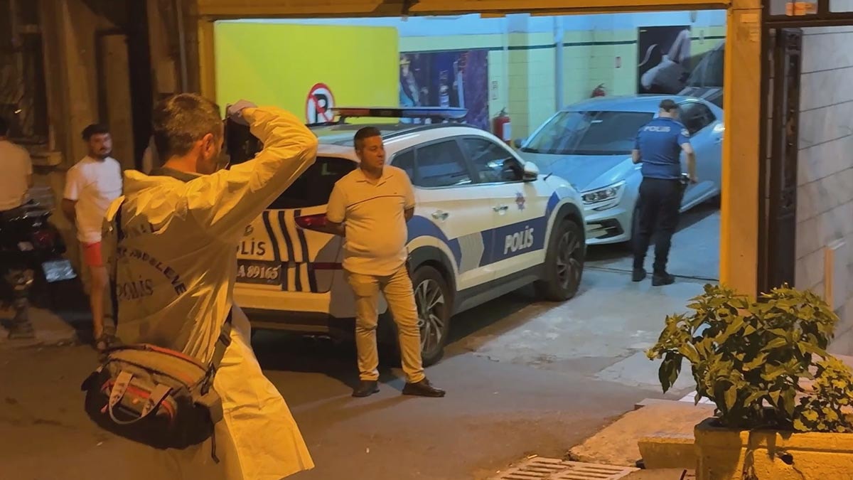 Şişli’de Evinde Başından Vurulmuş Bulunan Batuhan Bıyıkoğlu’nun Odasında Not ve Telefonunda Video Çıktı