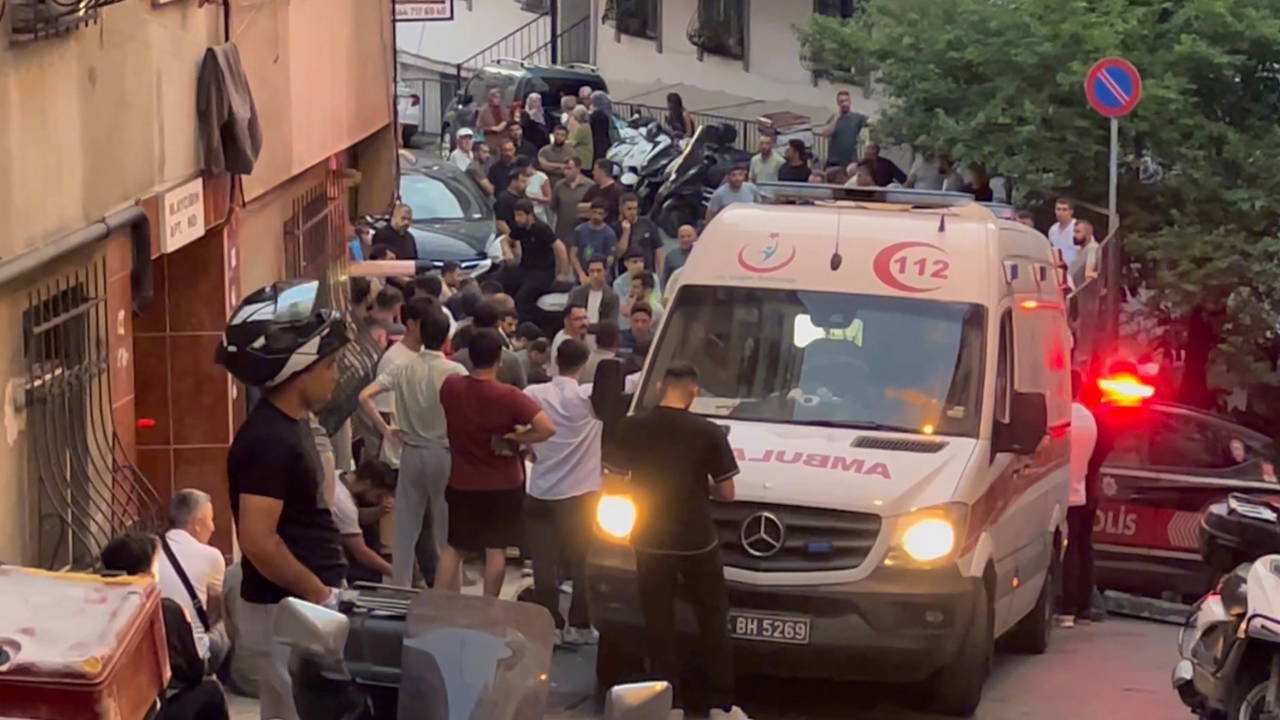 Şişli'de Kardeşini Evde Ölü Buldu: Telefonundan Not Çıktı