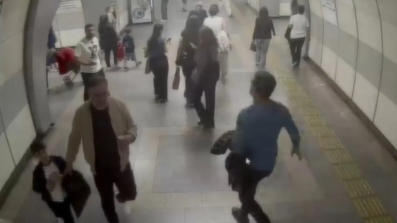 Şişli metrosunda cep telefonu hırsızlığı: 2 şüpheli tutuklandı