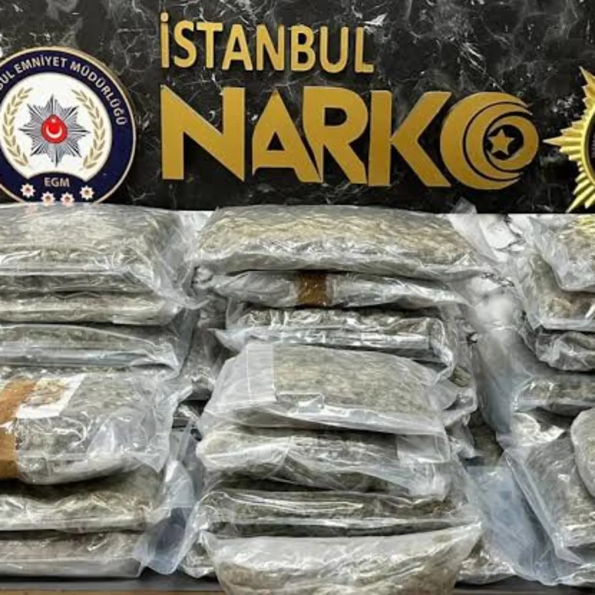 Şişli'de Narkotik Operasyonu: 10 Kilo Uyuşturucu ve Silah Ele Geçirildi