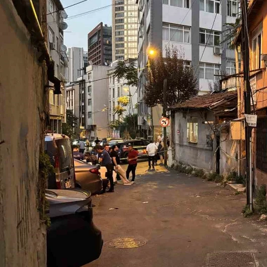 Şişli'de Yalnız Yaşayan Adam Yatağında Ölü Bulundu