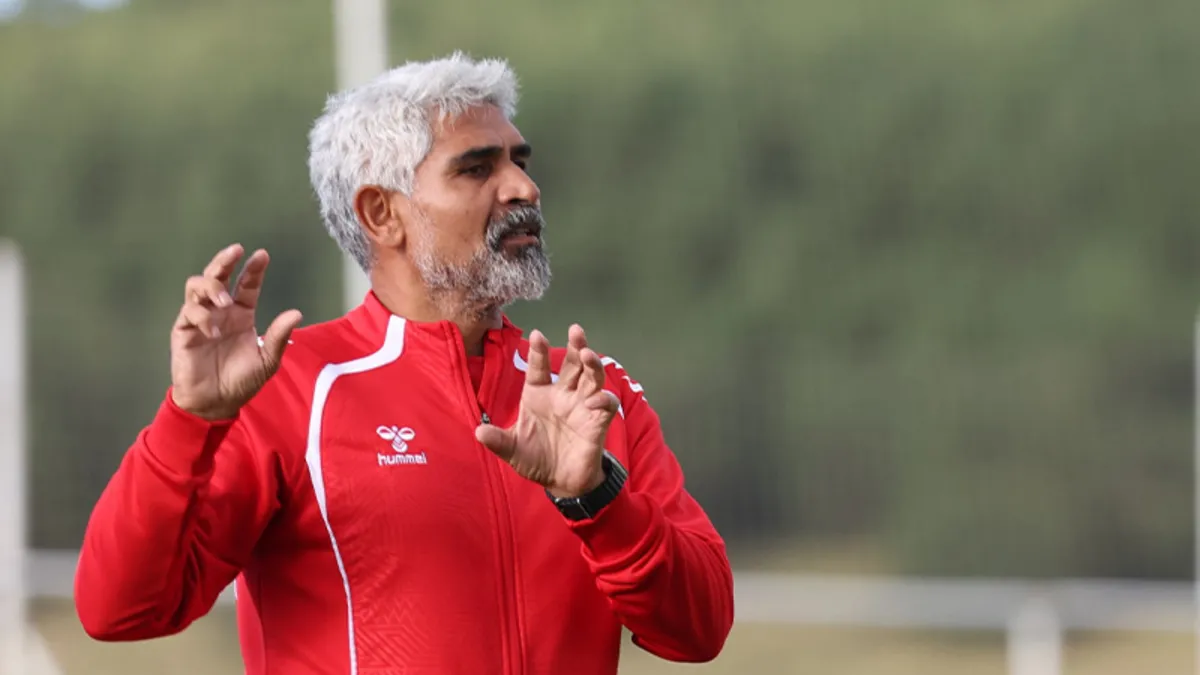 Sivasspor'da İsmet Taşdemir Yeni Sezon Öncesi Ayrılıkları Duyurdu