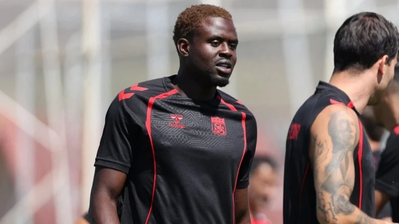 Sivasspor, Julio Kimpioka ile yollarını ayırdı