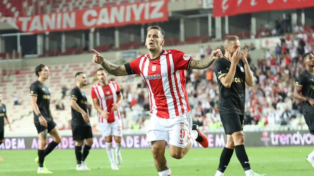 Sivasspor, Manisa FK Karşısında 2-2 ile Yetindi