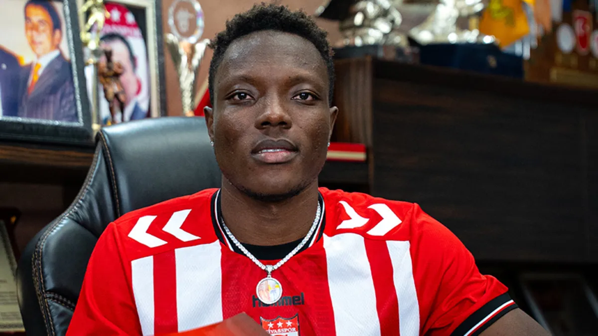 Sivasspor, Genç Yıldız Musah Mohammed'i Kadrosuna Kattı