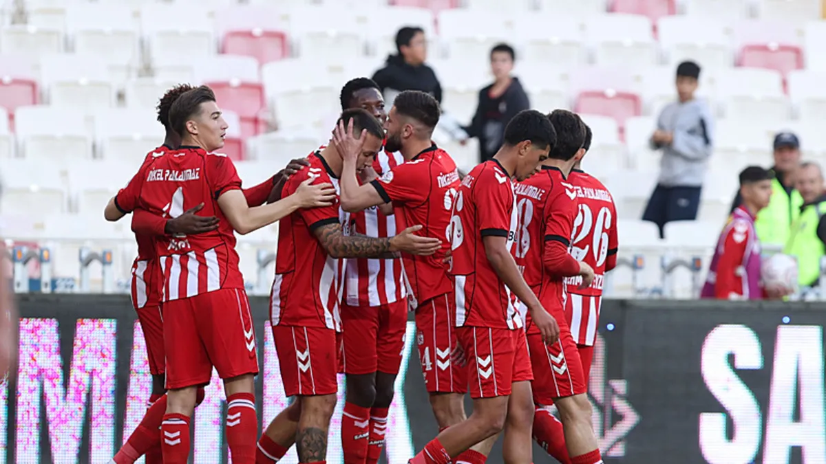 Sivasspor, Pendikspor'u 4-1 Mağlup Etti