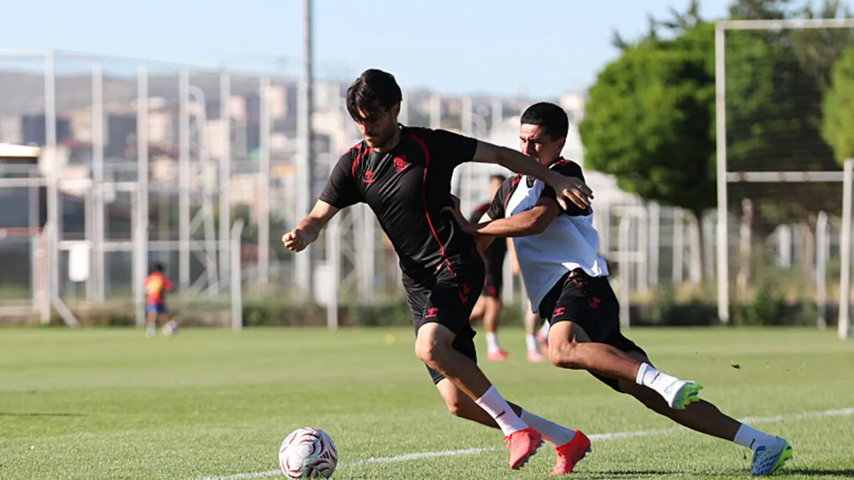 Sivasspor yeni sezon hazırlıklarını tempolu sürdürüyor