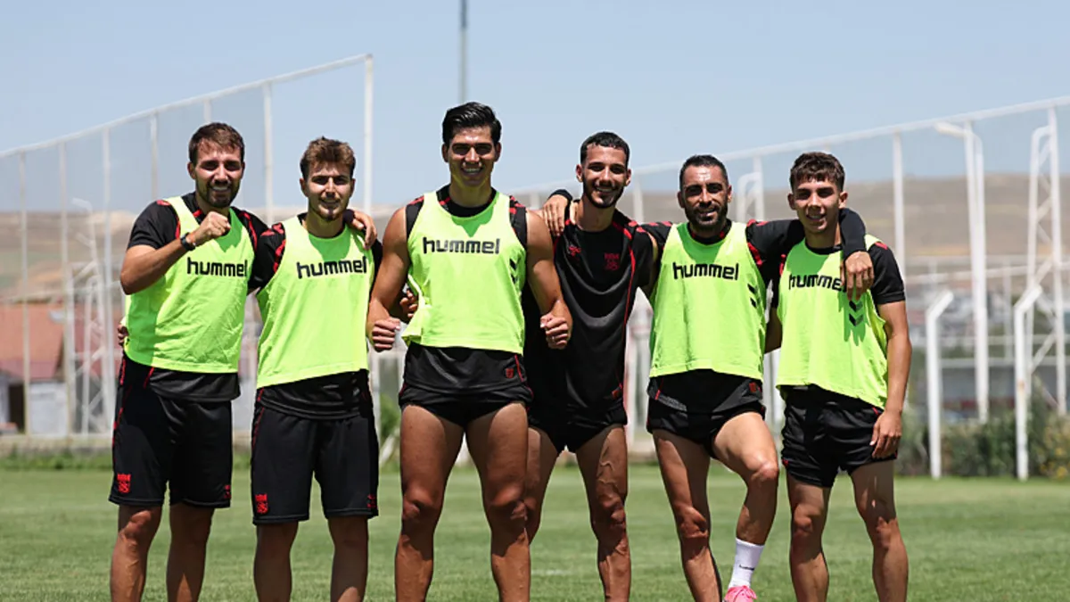 Sivasspor'un Yeni Sezon Hazırlıkları Aralıksız Sürüyor
