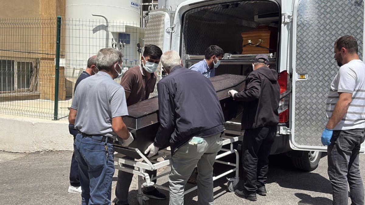 Sivas'ta KKKA şüphesiyle tedavi gören 72 yaşındaki kadın hayatını kaybetti