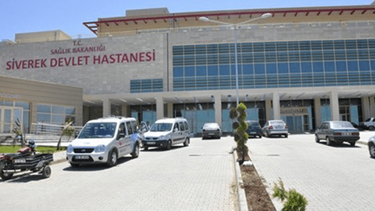 Siverek'te Tarım İşçilerini Taşıyan Minibüs Devrildi: 4 Yaralı
