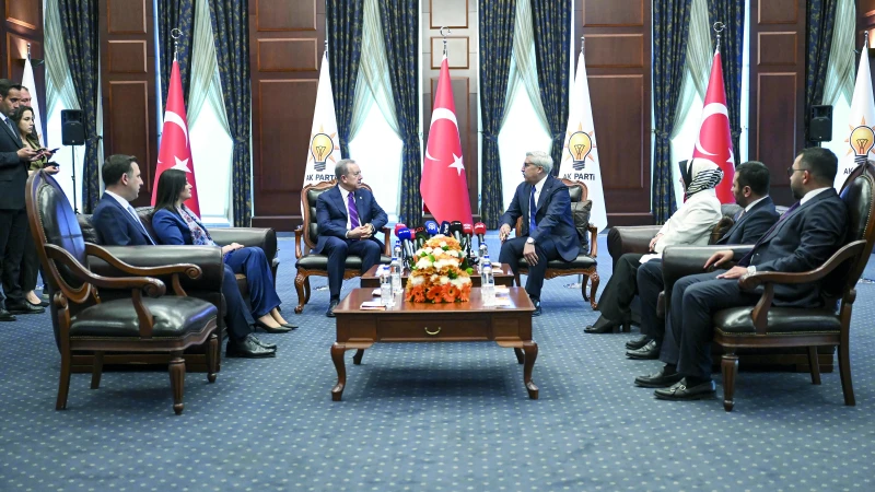 Siyasi Partilerden Bayramlaşma Ziyareti: Ortak Payda Türkiye