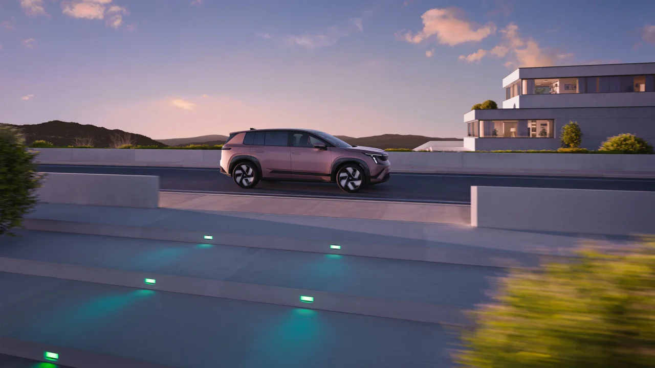 Skoda'nın Dev Elektrikli SUV'u Peaq Tanıtıldı: 640 km Menzil