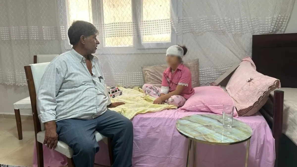 Başıboş köpekler 8 yaşındaki kızı ağır yaraladı: 150 dikiş