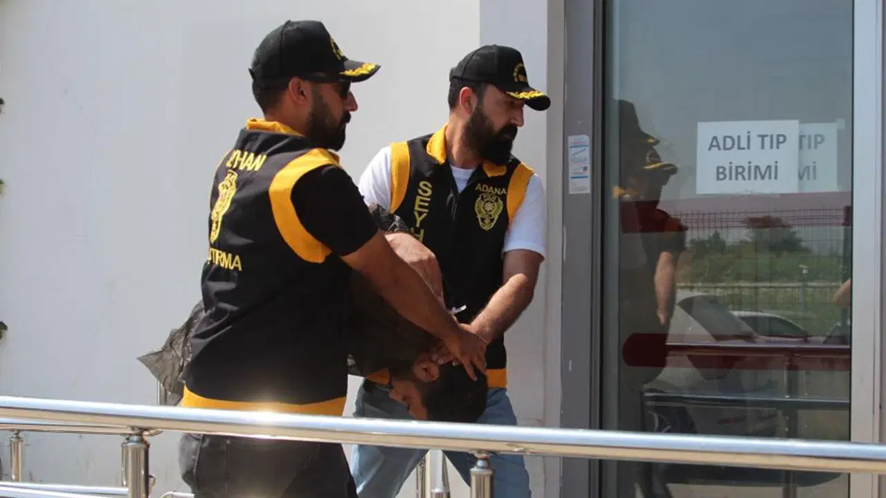 Platonik aşk dehşeti: Kadını bıçaklayan zanlı 'Heyecanlandım, saldırdım' dedi