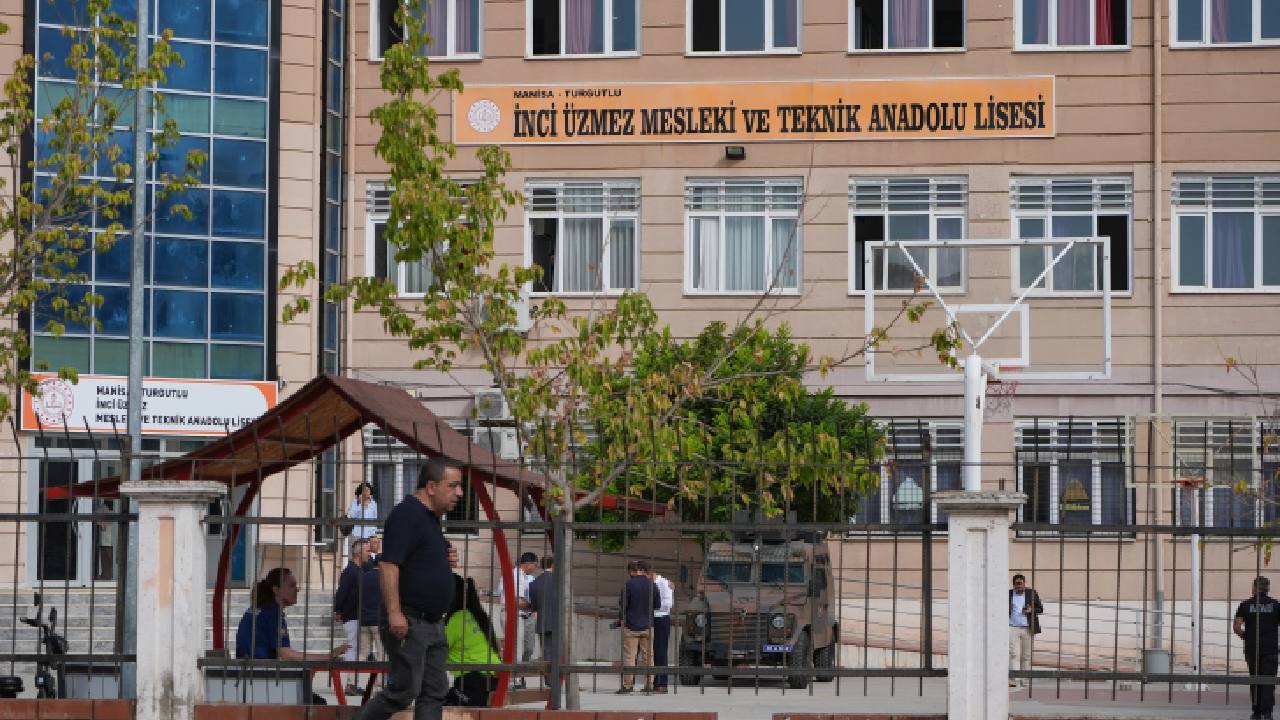 Sol ve Sosyalist Partilerden Manisa Okul Saldırısına Tepki: 'Yusuf Tekin İstifa