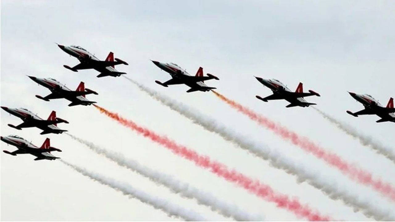 SOLOTÜRK 30 Ağustos'ta İstanbul semalarında gösteri yapacak