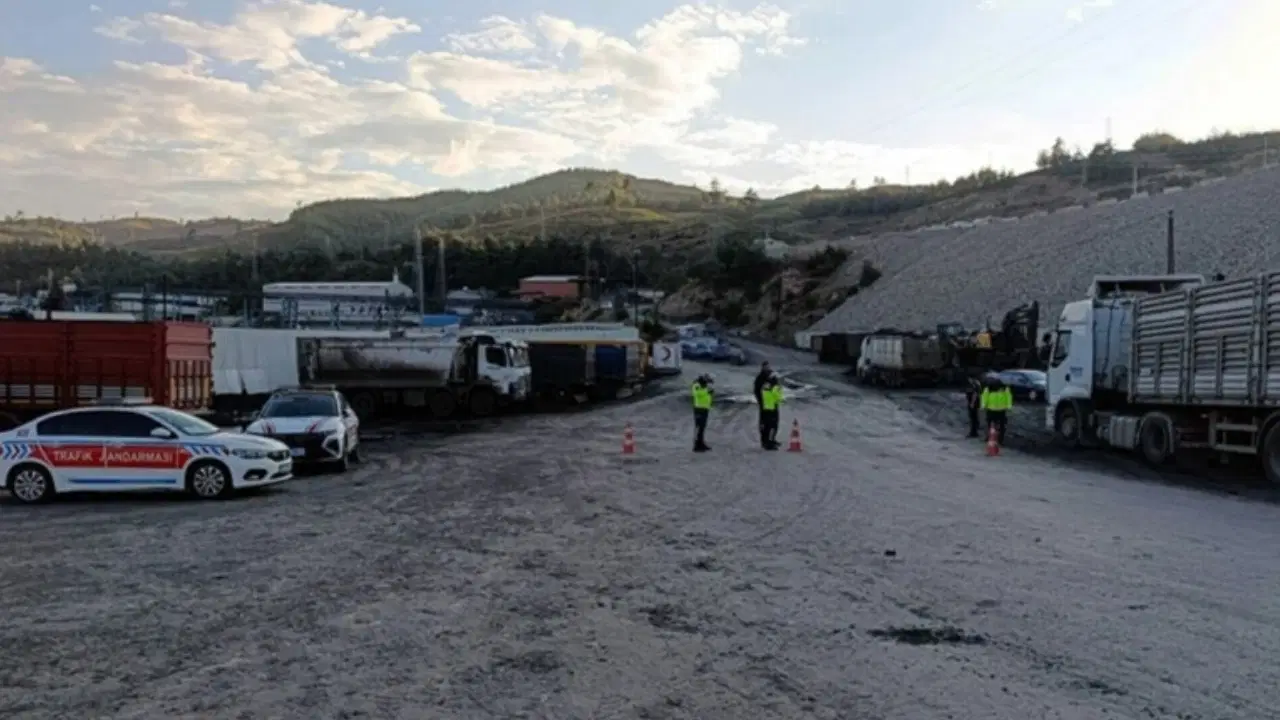 Soma Maden Faciasında Enkaz Kaldırma Başladı: Sendikadan Delil Karartma Tepkisi