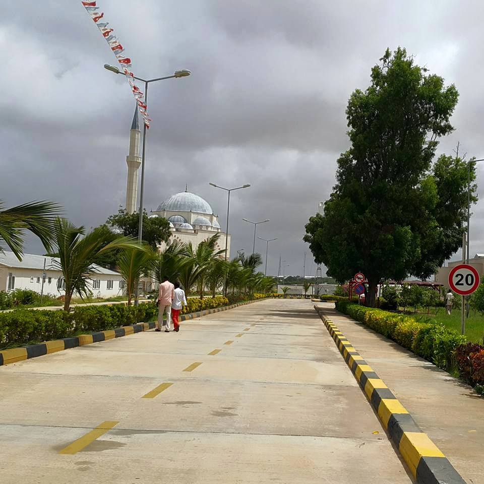 Somali'de 71 yaşındaki hasta Türk hastanesinde açık kalp ameliyatıyla sağlığına kavuştu