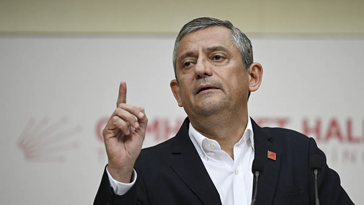 SON DAKİKA: CHP'de kriz büyüyor, Özgür Özel MYK'yı topladı