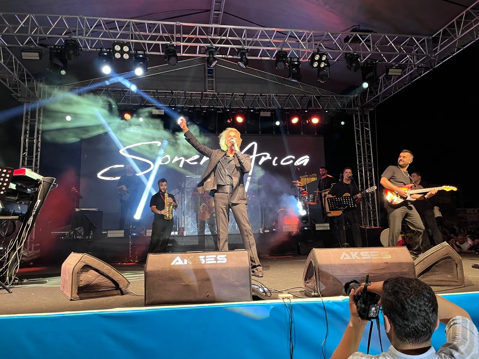 Soner Arıca en zor konserini anlattı: Annem ve dayımın yası