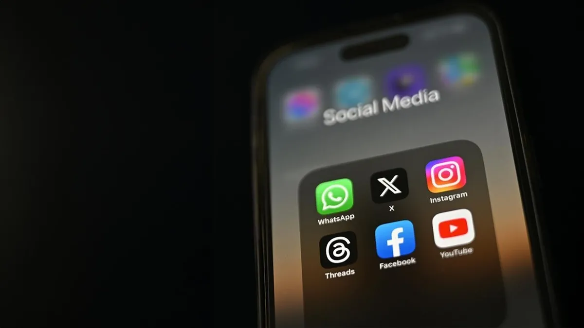Sosyal medya temsilcileri TBMM'de zor anlar yaşadı