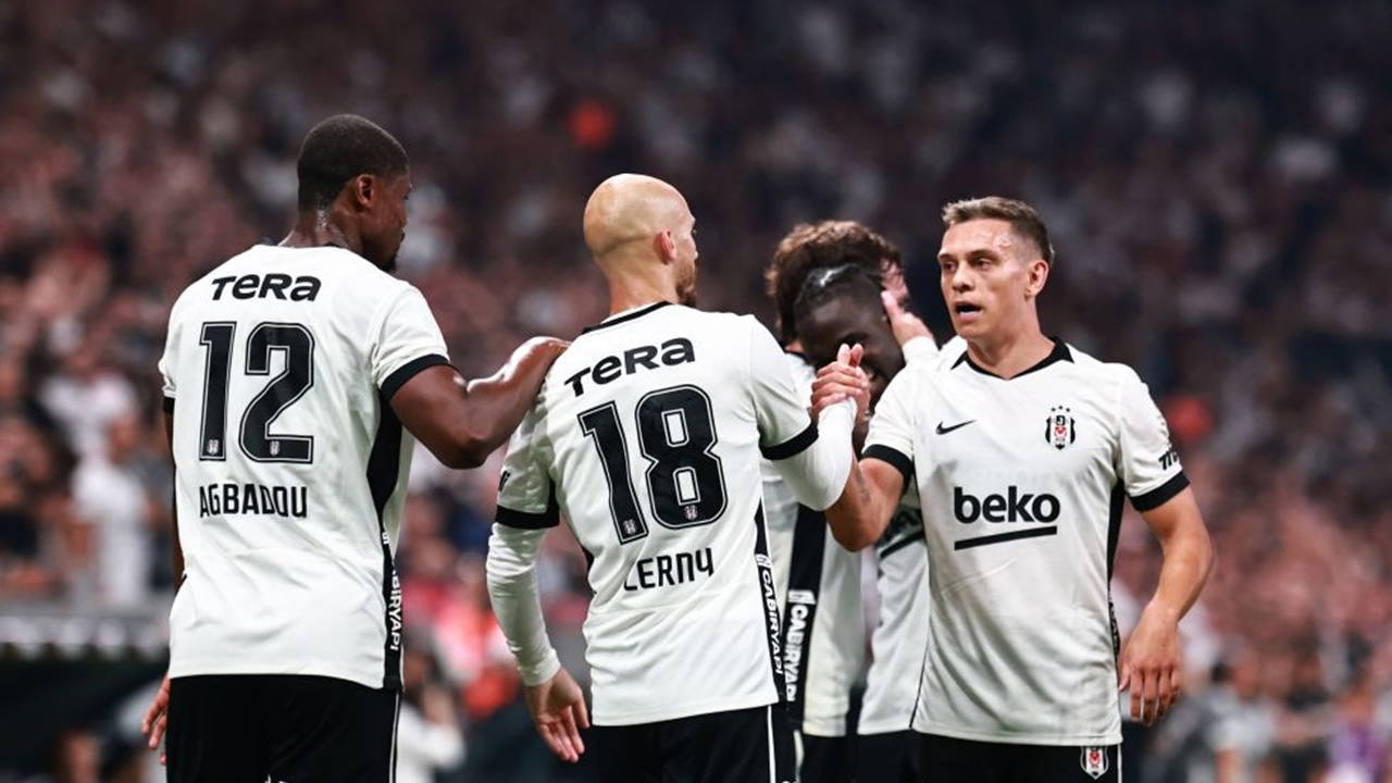 Spor Yazarları: Bu Beşiktaş Hayal Kurdurur