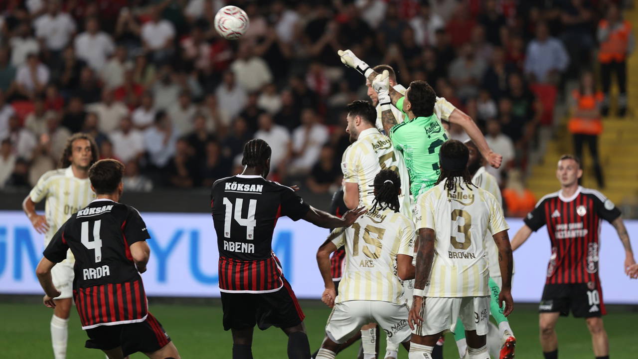 Spor Yazarları Gaziantep FK - Fenerbahçe Maçını Yorumladı
