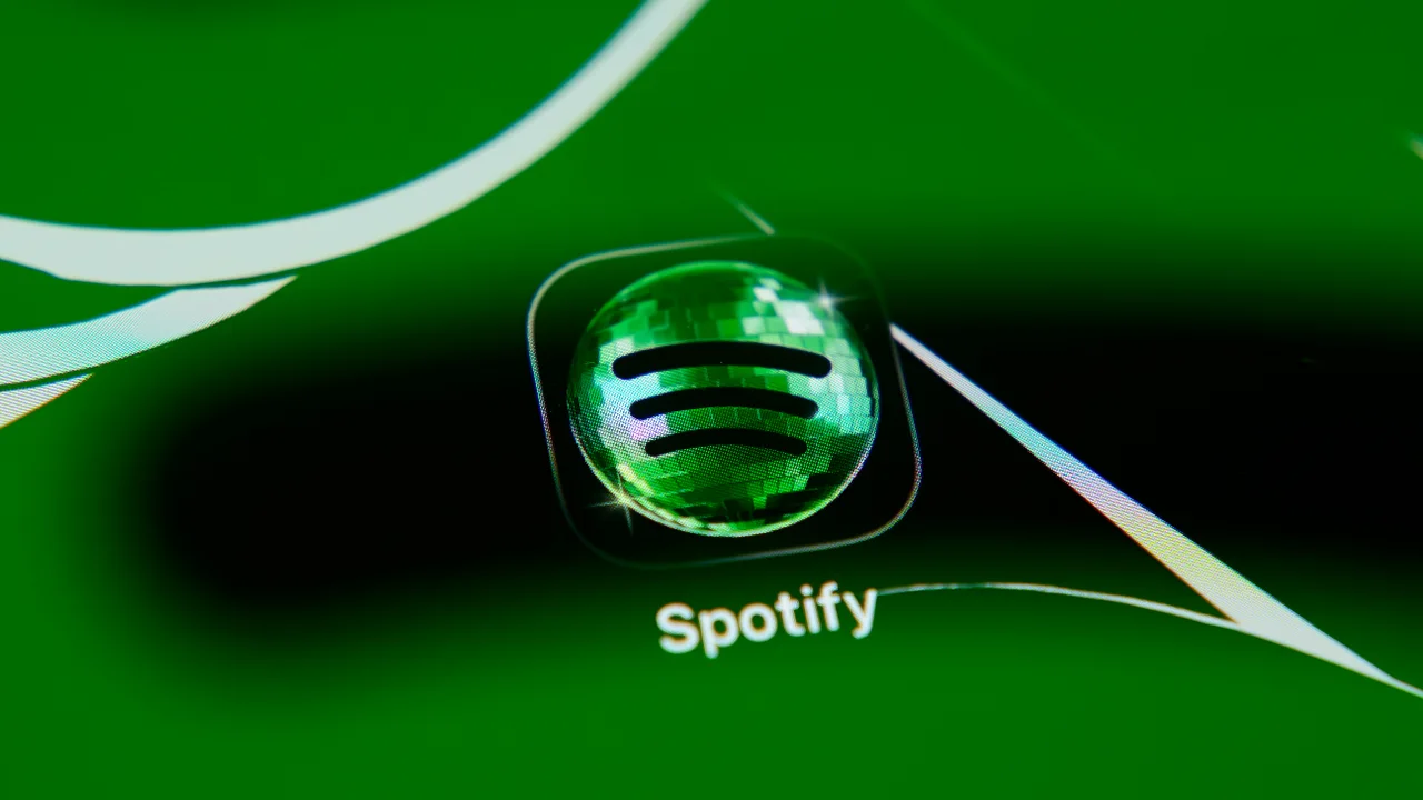 Spotify, 20. Yıl Simgesi Disko Topunu Kaldırdı