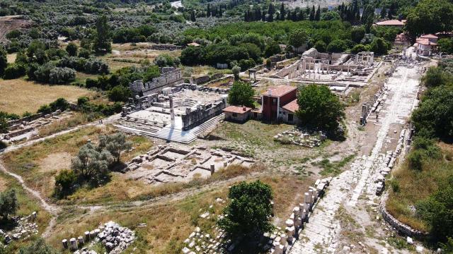 Stratonikeia'daki Türk dönemi eserleri gün yüzüne çıkıyor