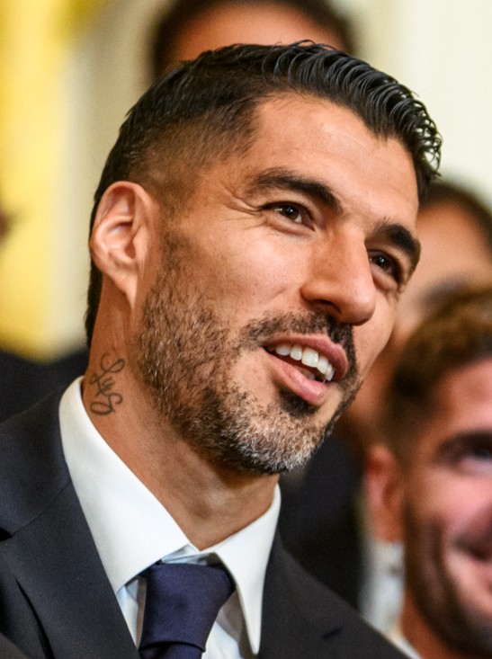 Suarez Nedir? Futbol Dünyasının Tartışmalı Yıldızı