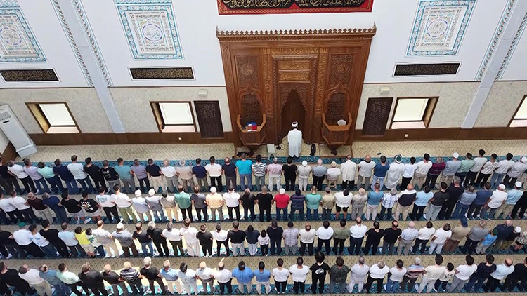 Sunrooflu Cami: Türkiye'nin Sayılı Örneklerinden Biri Bursa'da