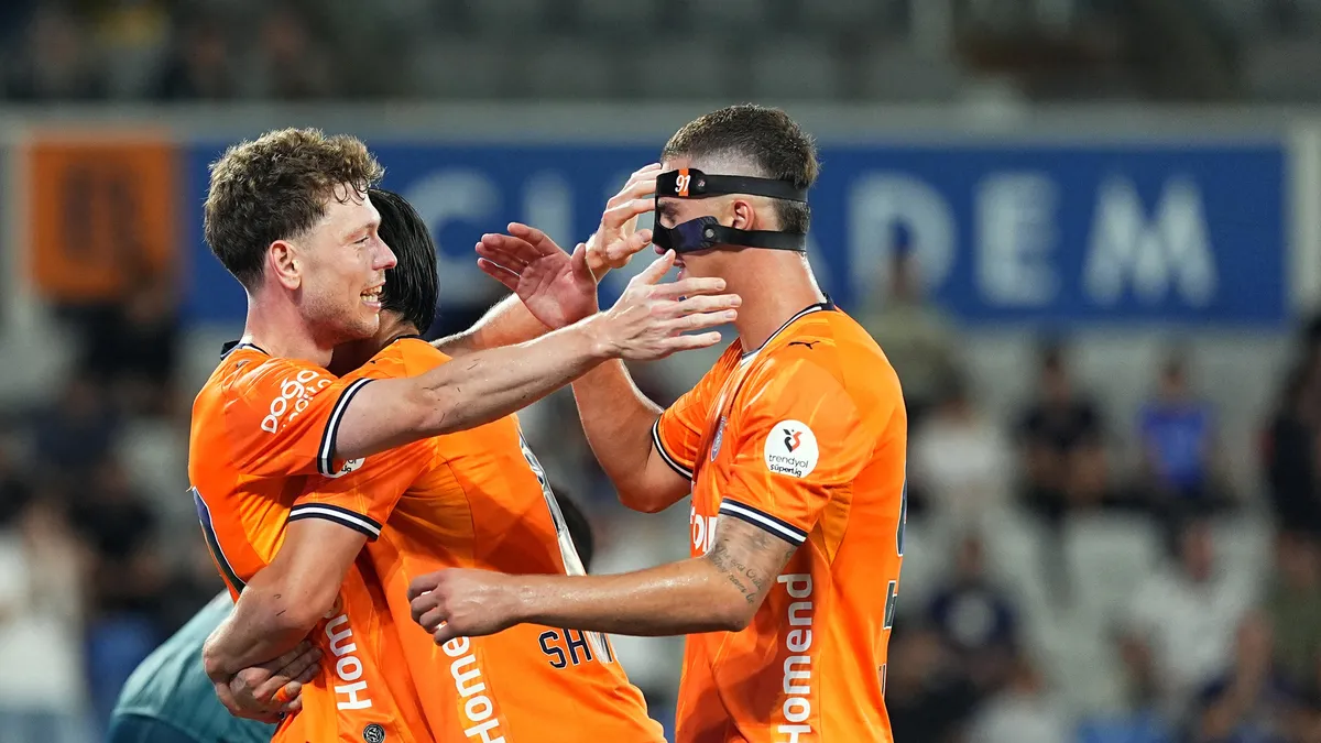Süper Lig'de Başakşehir'den şutları gol oldu: 2-0