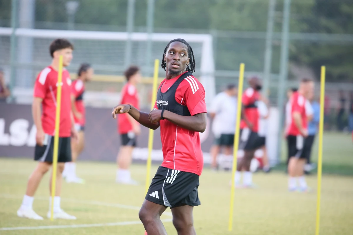 Süper Lig'de şok! Lungoyi sözleşmesini feshedip başka takımla anlaştı