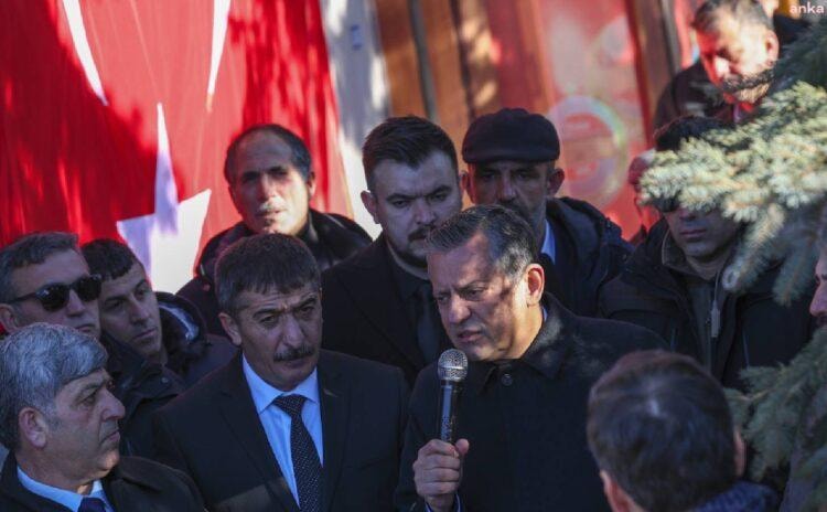 Susuz Belediye Başkanı ve 6 Meclis Üyesi CHP'den İstifa Etti
