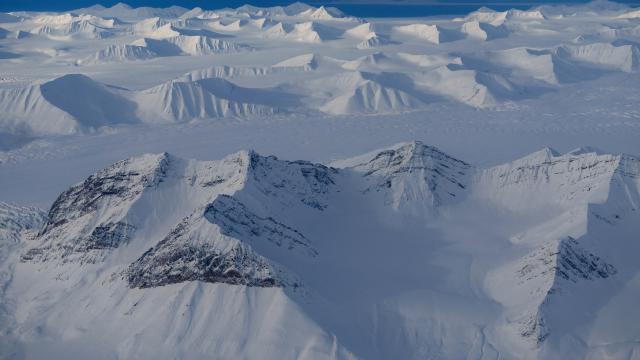 Svalbard'da İklim Krizi: İçme Suyu Ağır Metal Tehdidi Altında