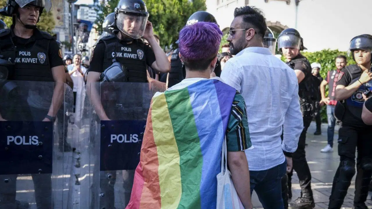 Taksim'de Onur Yürüyüşü yasağı: Güvenlik önlemleri artırıldı