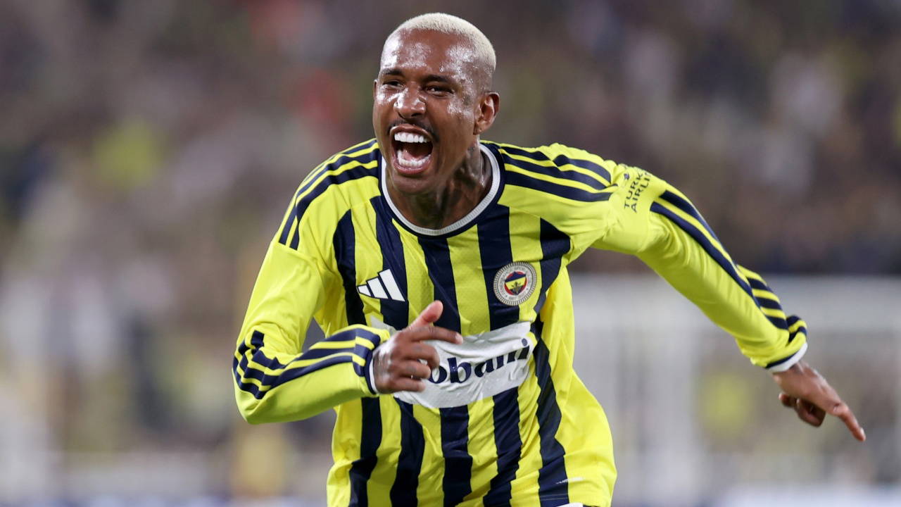 Talisca'dan Derbi Sonrası 'Alçakgönüllülük' Paylaşımı