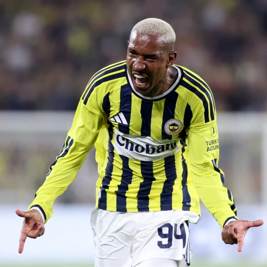 Talisca'dan Sosyal Medyada Şok Paylaşım: Önce Tepki, Sonra Silme