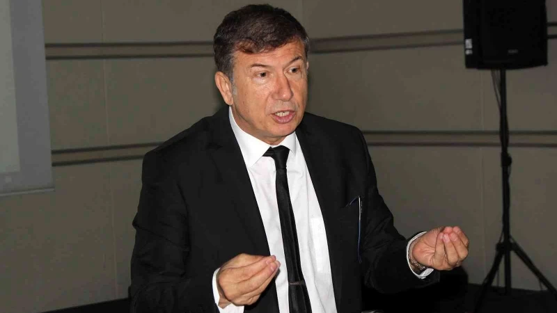 Tanju Çolak: Türkiye'nin 2026 Dünya Kupası'nda İki Yıldızı Var