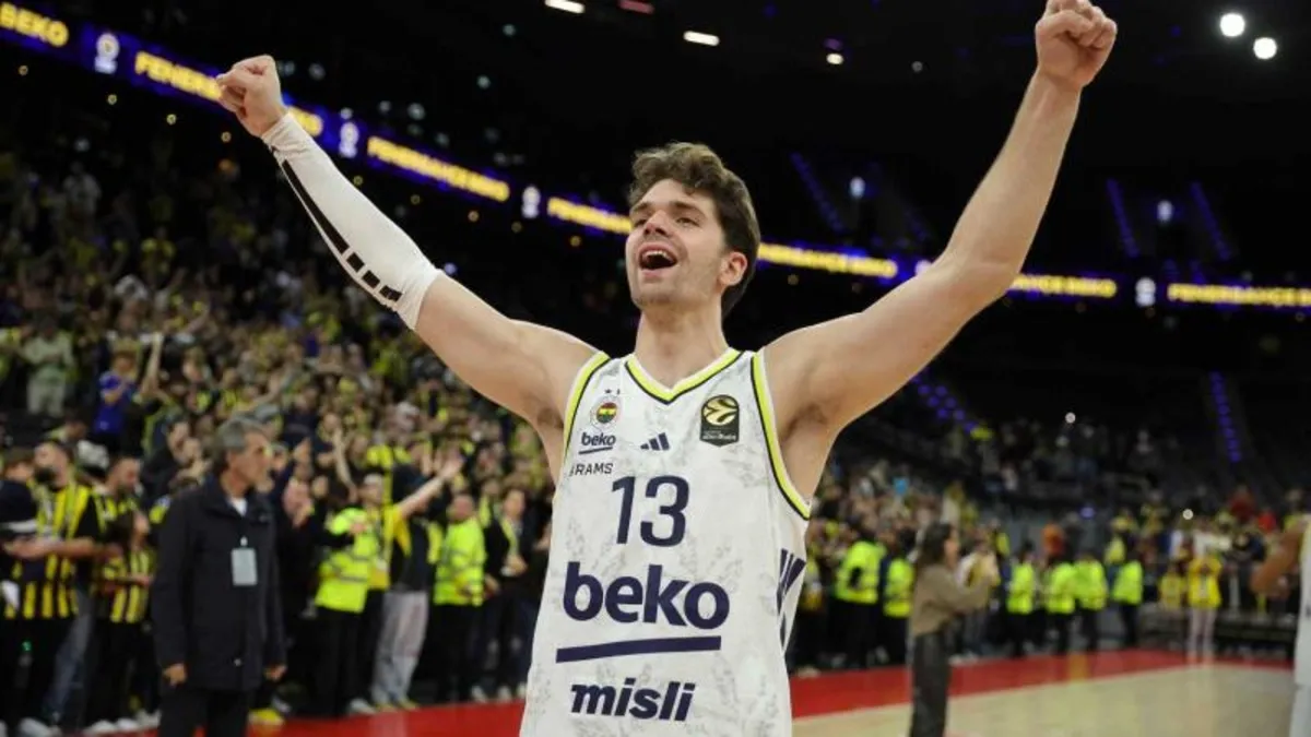 Tarık Biberovic resmen Dallas Mavericks'te