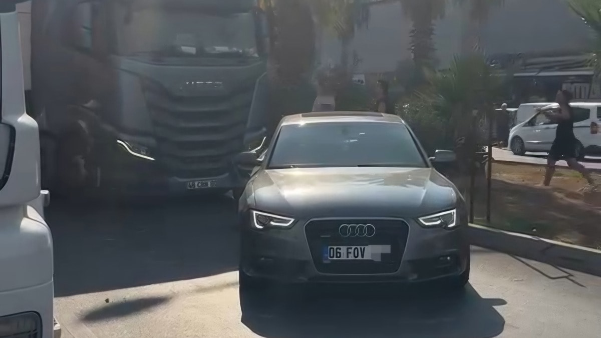 Taşlı Saldırı Sonrası TIR Şoförü Kaçtı