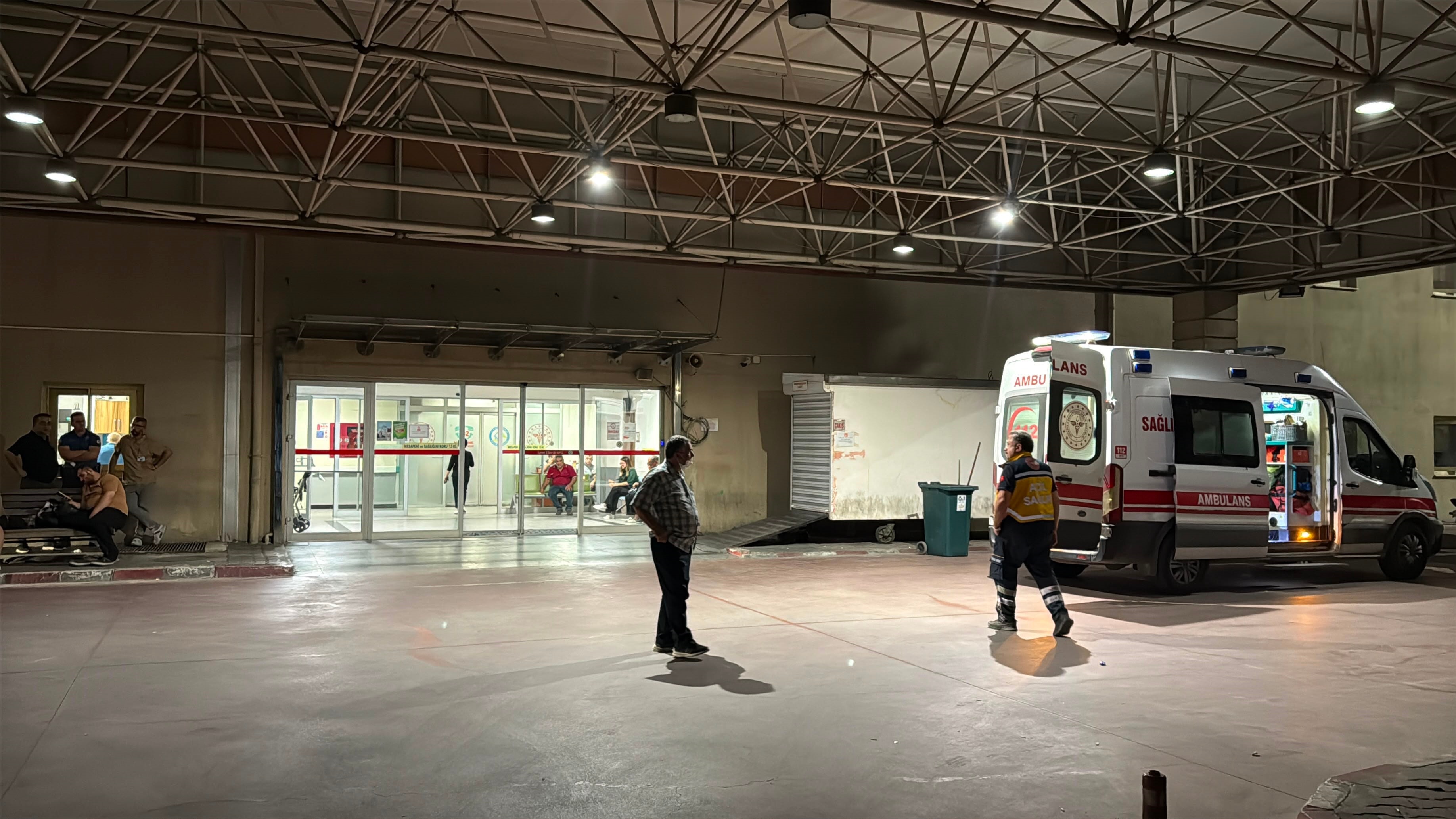 Tavuklu Pilavdan Zehirlendiler: Manisa'da 19 Kişi Hastanelik Oldu