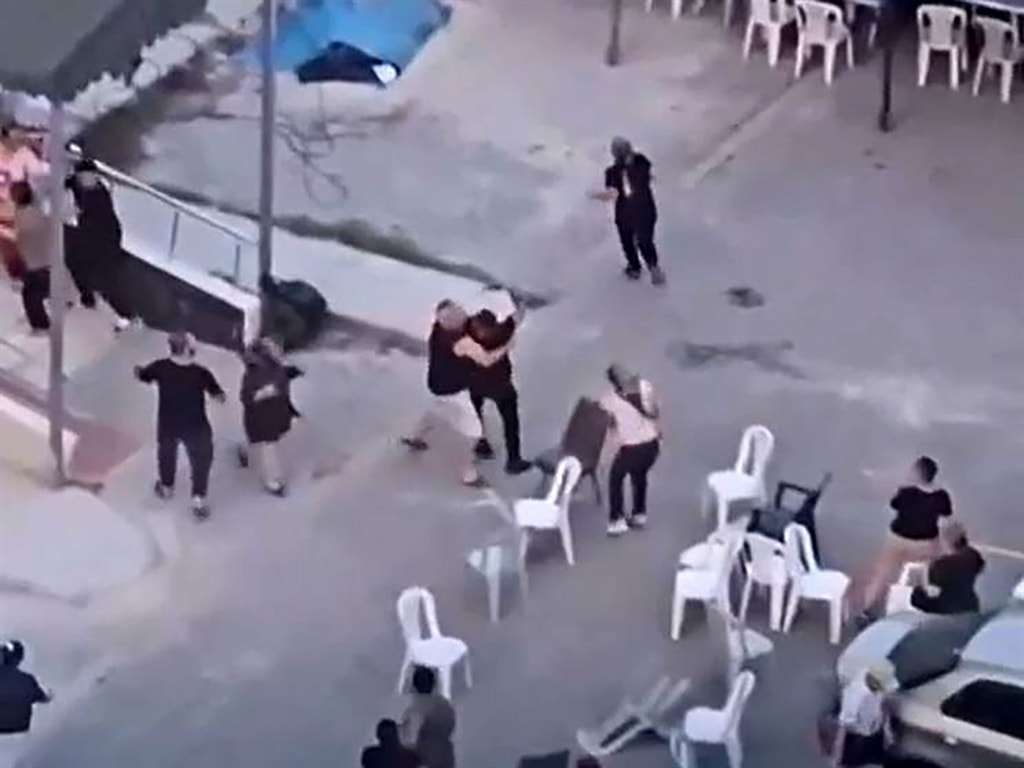 Taziye Evi Kabus Oldu: Silah Tehdidiyle Kovaladılar