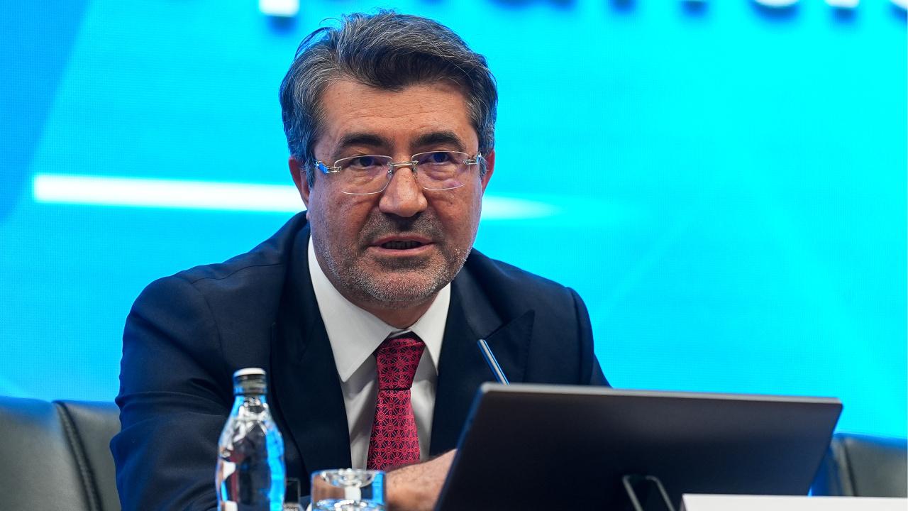 TBB Başkanı Çakar: Fon Krizi Bankacılık Sektörünü Etkilemez