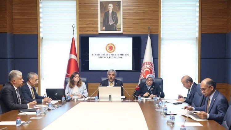 TBMM'de akran zorbalığı raporu kabul edildi