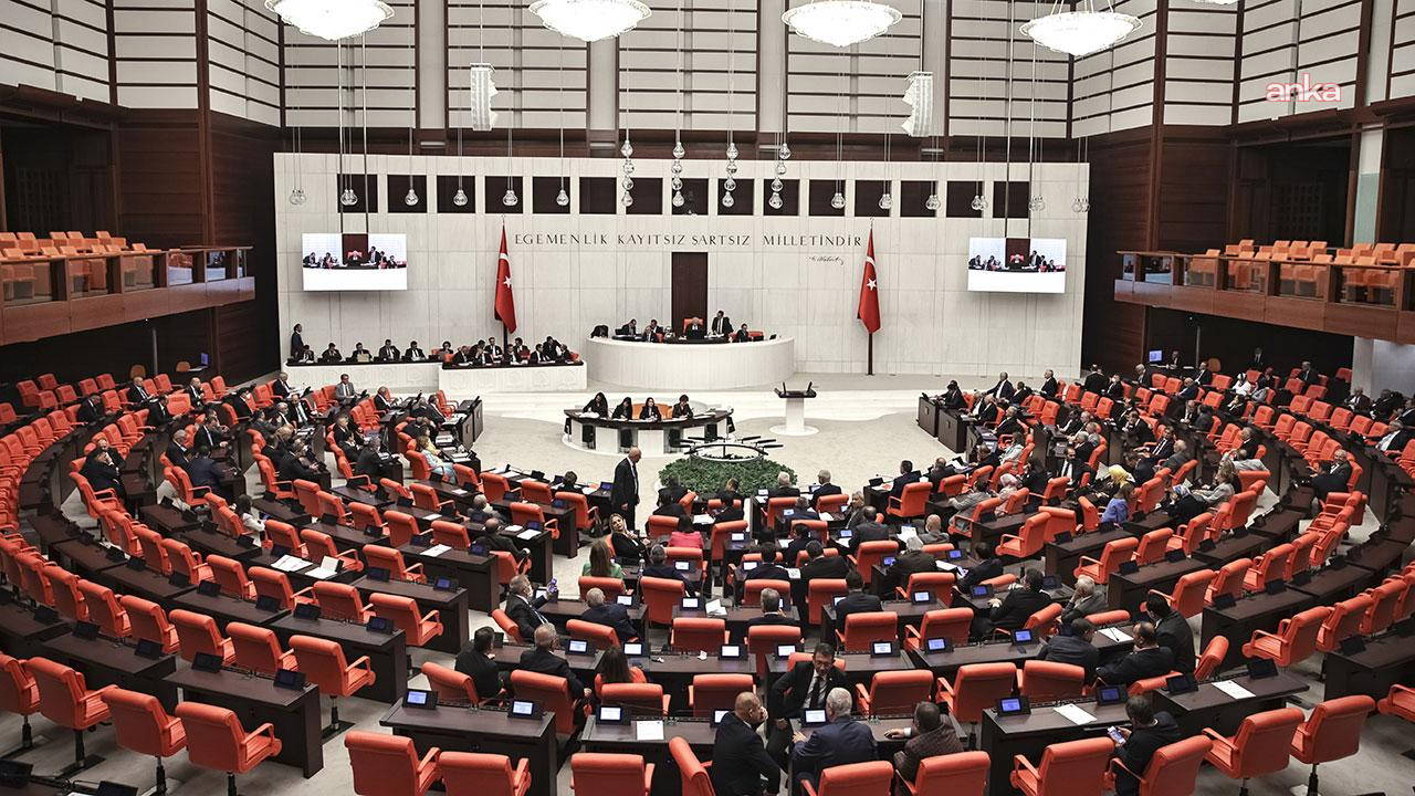 TBMM'de muhalefet eğitimi protesto etti: 'Gençlere en büyük kötülüğü yaptınız