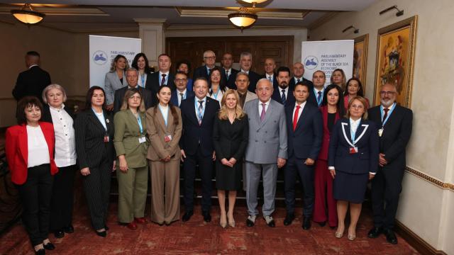 TBMM KEİPA Türk Grubu Başkanı Dönmez, Bulgaristan'da Temaslarda Bulundu