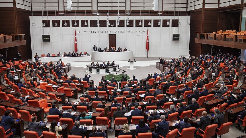 TBMM'de Yatırım Fonları ve Türk Kızılay Kanunu Teklifi Görüşülecek