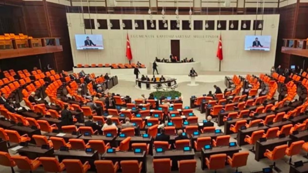 TBMM'de petrol hattı davası önergesi AKP-MHP oylarıyla reddedildi