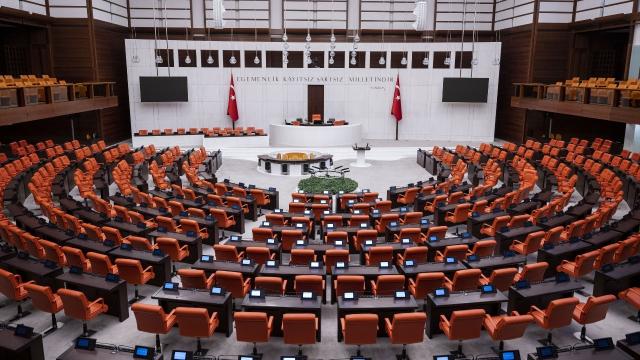 TBMM'ye 14 yeni dokunulmazlık dosyası sunuldu